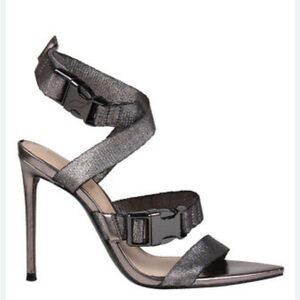 Steve Madden x Winnie Harlow Rum punch stiletto heel sandals 6.5 gray